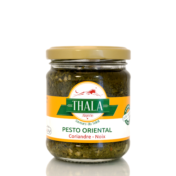 Pesto Oriental THALA® réalisé à base de coriandre fraiche et de noix soigneusement sélectionnées et grillées.